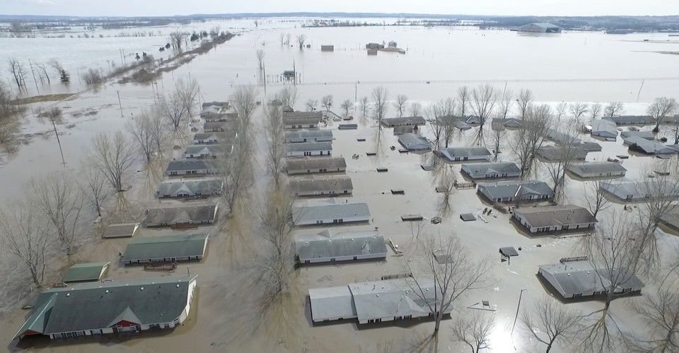 NoFloodsBarrier's tweet photo. 200 Million Americans Are at Risk of Flooding This Spring, Says NOAA https://t.co/dGF6dofJT1 https://t.co/Y7YA78NAML