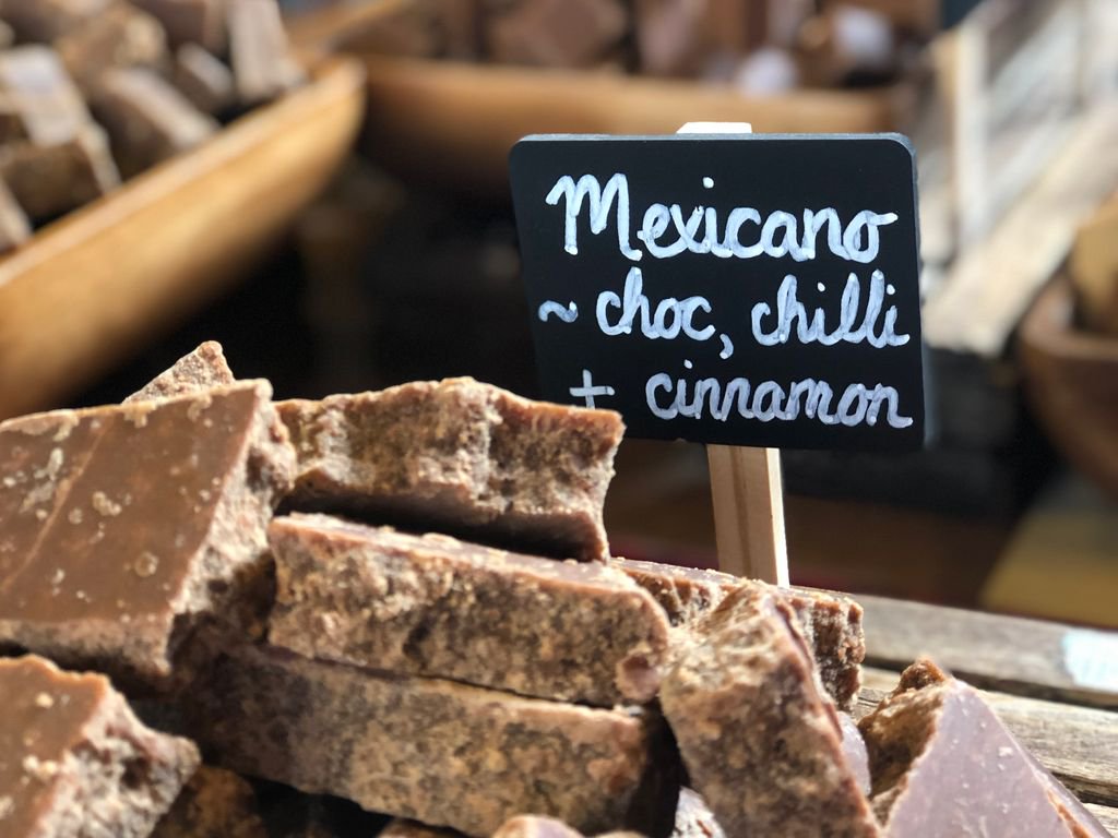 Oh fudge. If you haven't been to #Whirld @boroughmarket you've missed out on a tasty treat. Fudgy flavours that shouldn't be right, but somehow are. #Bankside #Bestplacetowork