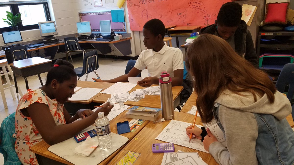 Ruleman5th's tweet photo. Doing an area scoot and then challenging ourselves to find the perimeter of our shapes too! @SwansCreekES #WeAreSWANS #mathscoot #engagedandlearning https://t.co/sGlmR0OmnD