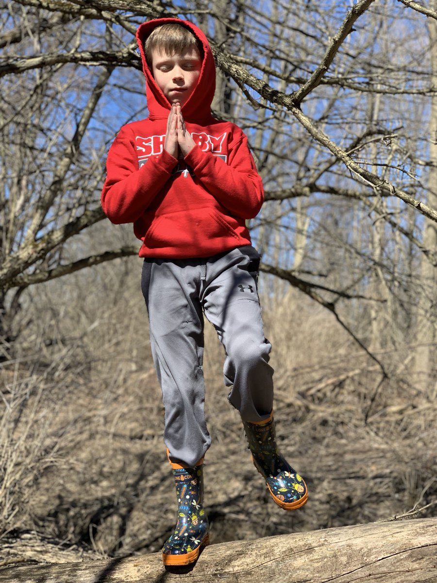 NicholeStudd's tweet photo. “It’s the perfect log for yoga! Take my picture?” He stops &amp; asked, “How many moms play on logs and run in the mud with their kids?”
He is grateful.
He knows he is loved. 
I thank him for playing with me. 
#yoga #playwithyourkids #parentingwin   #slowdown #gratitude #stayhuman https://t.co/J6QqnP7K0Y