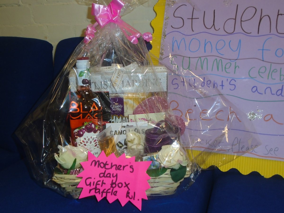 Oak View School tweet media