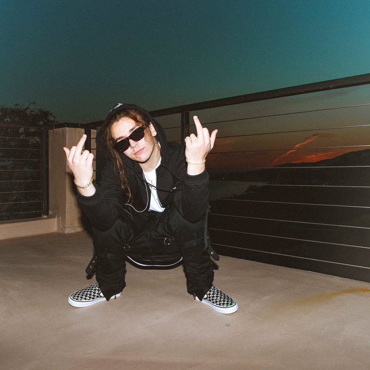 yungpinch's tweet photo. im over being underrated, hopefully this album puts an end to all of that..💔🖕 https://t.co/ymDCGdXlaK