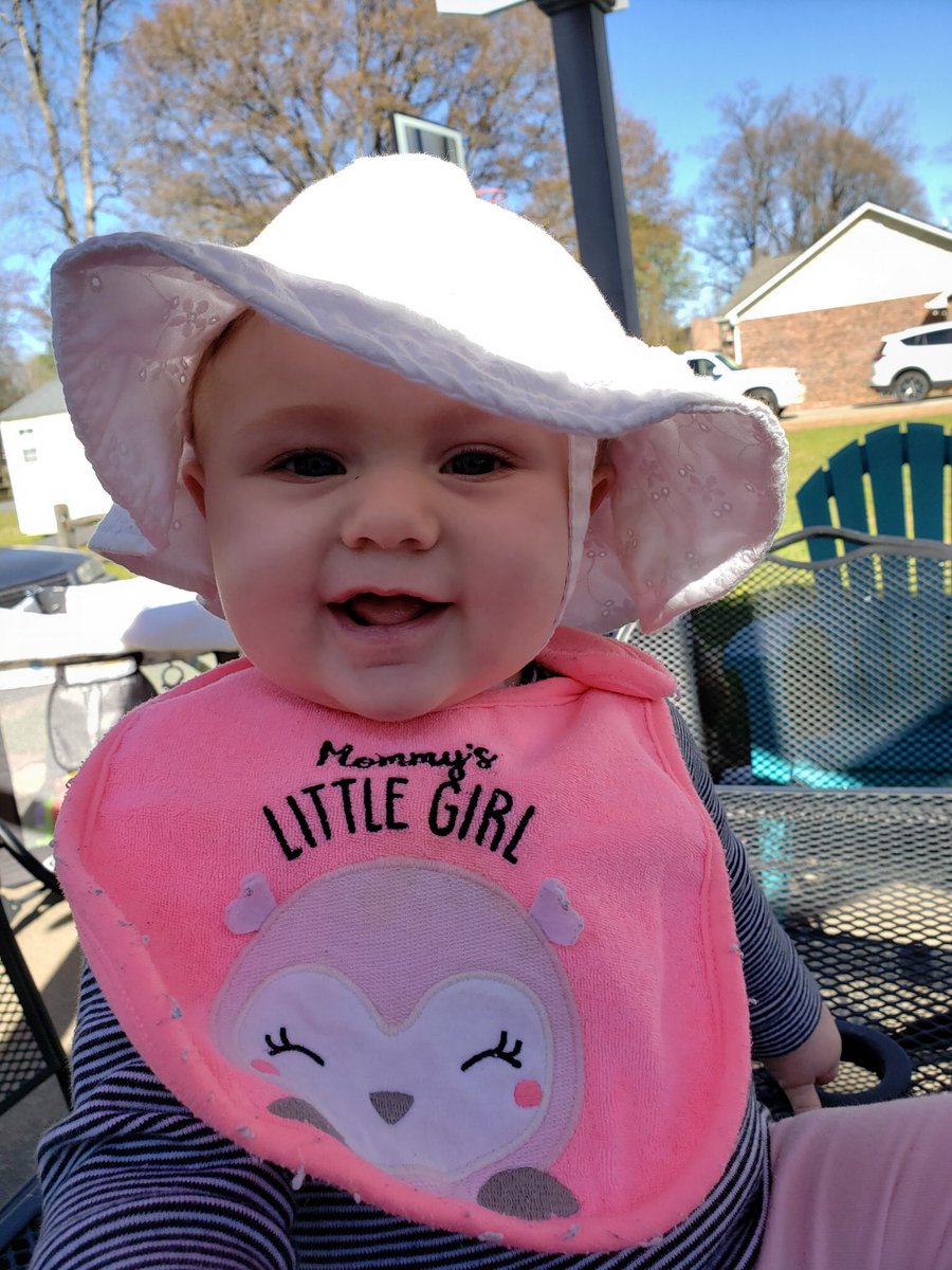 WOW 7 months old growing up way too fast for this Grandma.... I love my Amelia ❤️❤️❤️❤️❤️