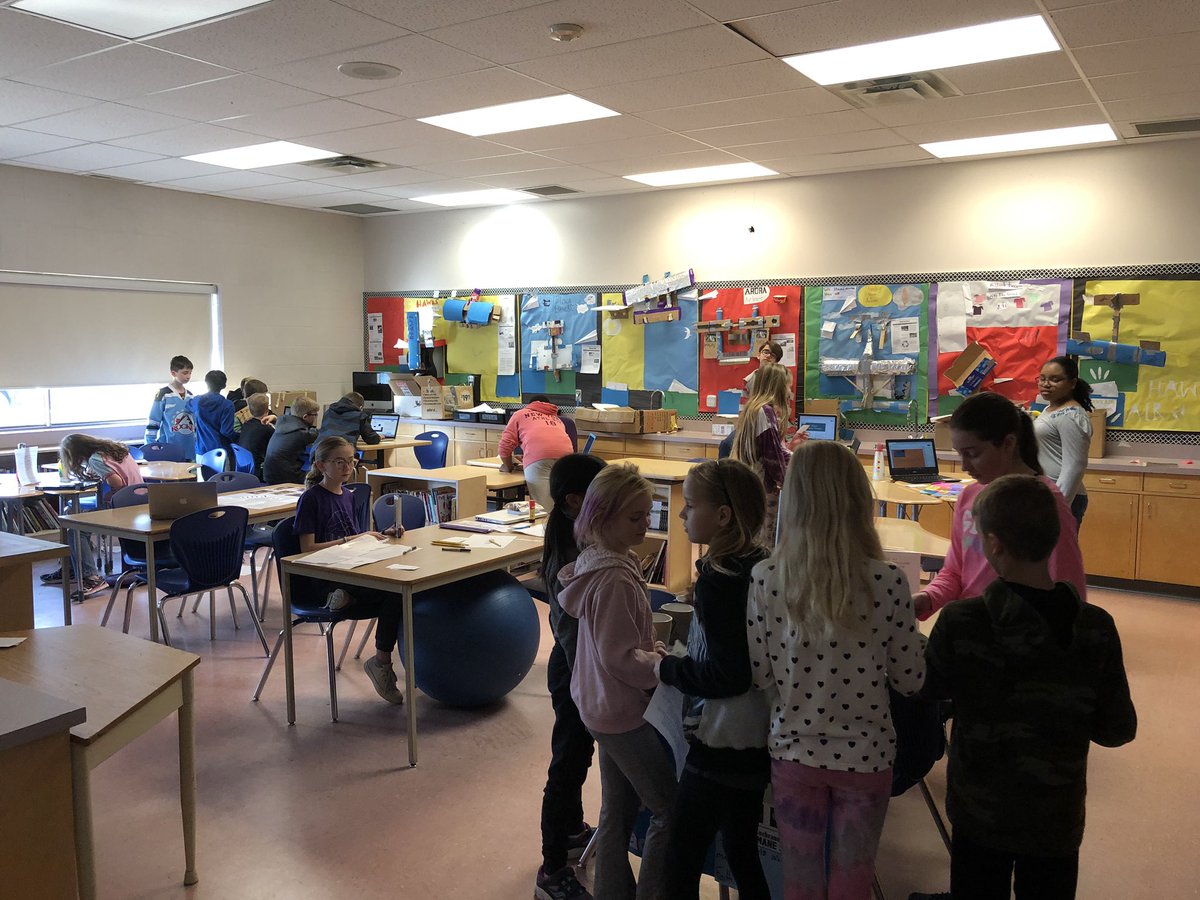 CochraneAcademy's tweet photo. AWESOME IMPACT PROJECTS!!! 🙌🏻🙌🏻🙌🏻 great experience for parent visitors, staff and Gr.4-5 students! Thank U RVS specialists @RobertWollin @mr_jantzen @Nybacksclass & Katy Cahoon! #CCAimpact #CCAconnect #rvsed #makingitreal https://t.co/XjHudpQ4Ez