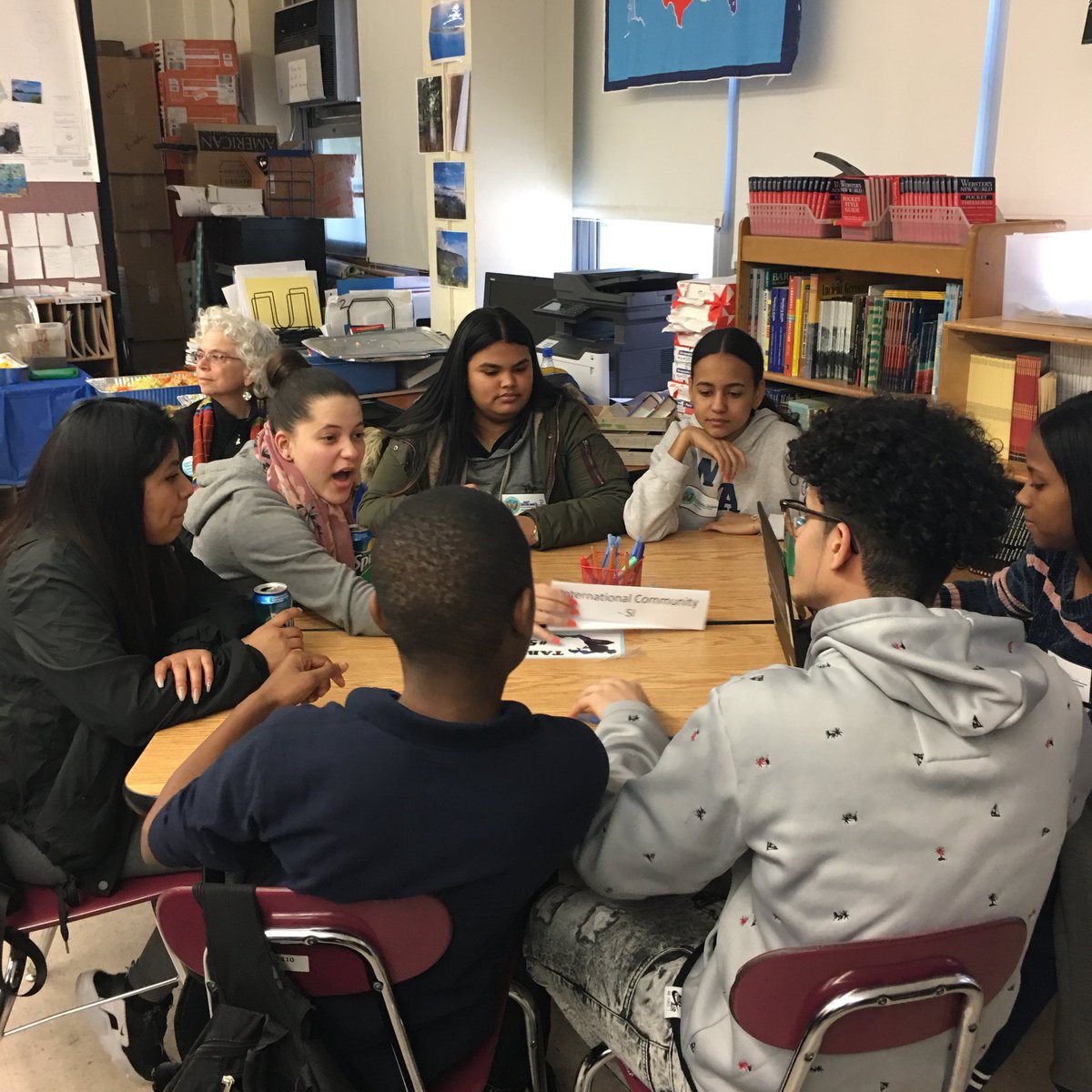 IntlsNetwork's tweet photo. At this student-led Intervisitation hosted by International Community HS, participating Internationals Network student leaders discuss immigration issues and how to build alliances to support immigrants. #intls_network #studentvoices #intervisitation https://t.co/eZTPoFWV4r