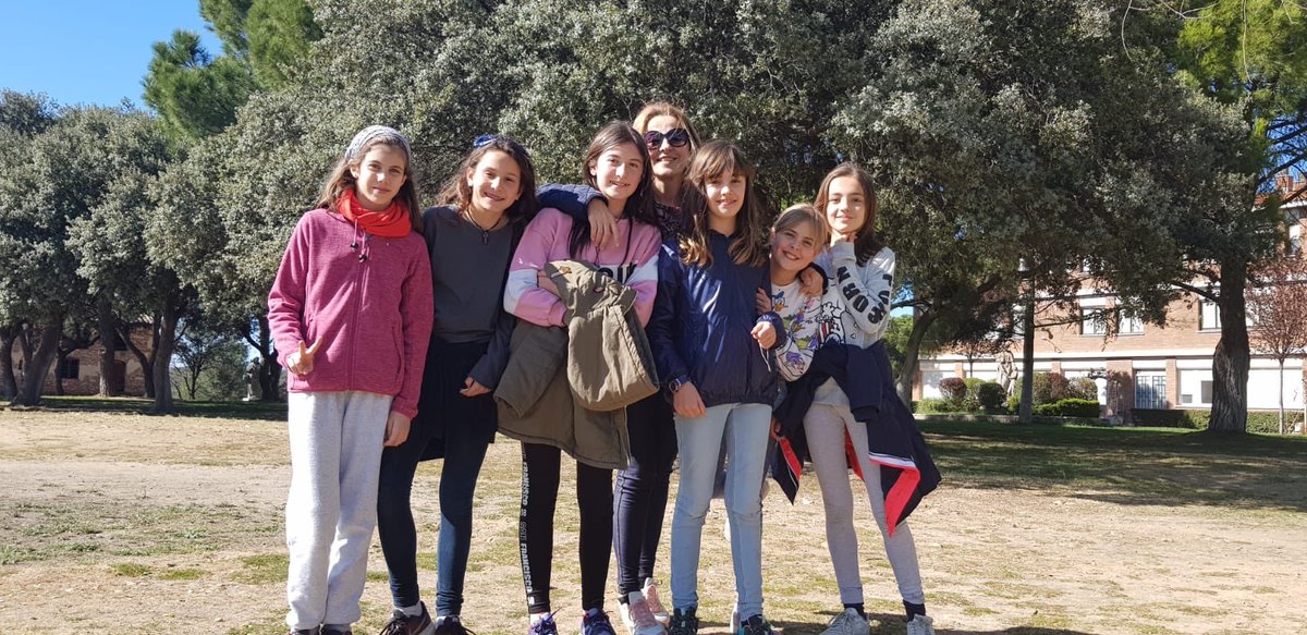 fecsjvmu's tweet photo. Aprender, disfrutar, reír 😆, aprender, jugar,... todo esto en plena naturaleza 🌳🌿 🇬🇧@farmcamp_ancora #inmersionlingüística https://t.co/DeHIWuCqVh