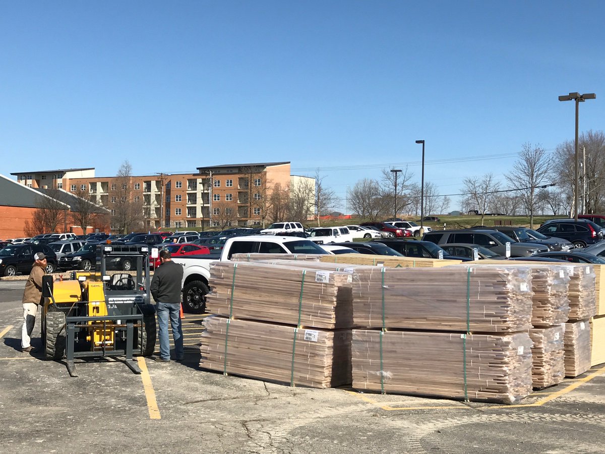 We returned from spring break to find another new exterior sign, and today the wood for the new gym floor was delivered! Building completion is still on target for May! #reachupreachinreachout

lutheranhighstcharles.com/give-now/