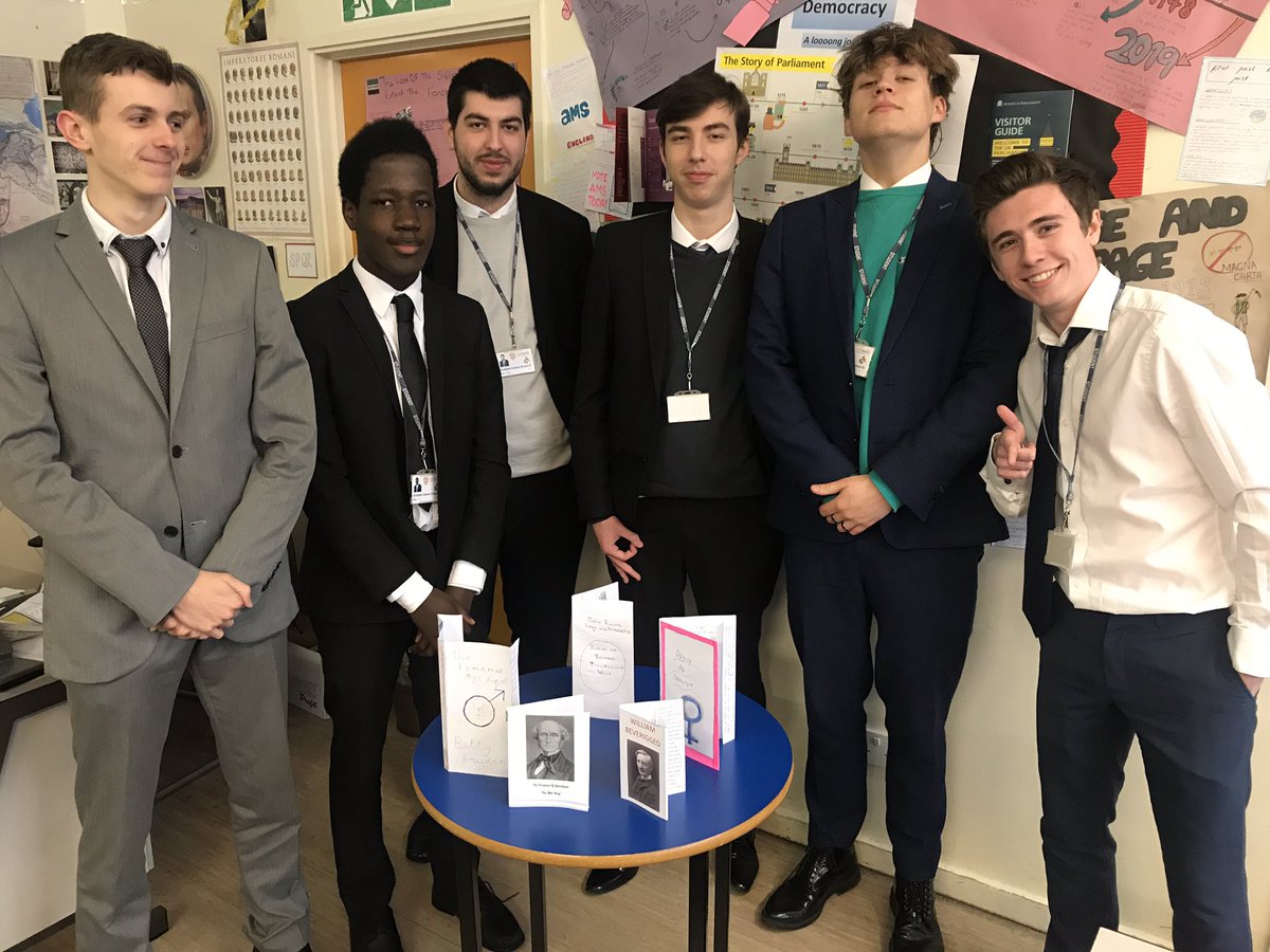 allsaintscsch's tweet photo. Books for sale! YR12 are working hard exploring Liberal thinkers, writing their own range of politics classics! @EdexcelStudents @BBCPolitics @LibDems #locke #rawls #friedan #mill #wollstonecraft @nickpauro @PenguinUKBooks @HodderSchools #Liberals https://t.co/6Om36dxrh5