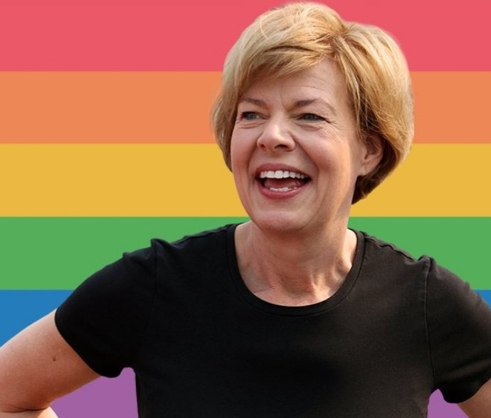 SISOKlahoma's tweet photo. #WomensHistoryMonth Day 26: Tammy Suzanne Green Baldwin (born 2/11/62)American politician, in 1998,1st openly gay woman&amp;1st openly LGBTQ non-incumbent to U.S. Congress, 1st woman to represent Wisconsin in Congress. 2012, 1st openly LGBTQ person elected to the U.S. Senate. #OKSIS https://t.co/E2xNppoyVY