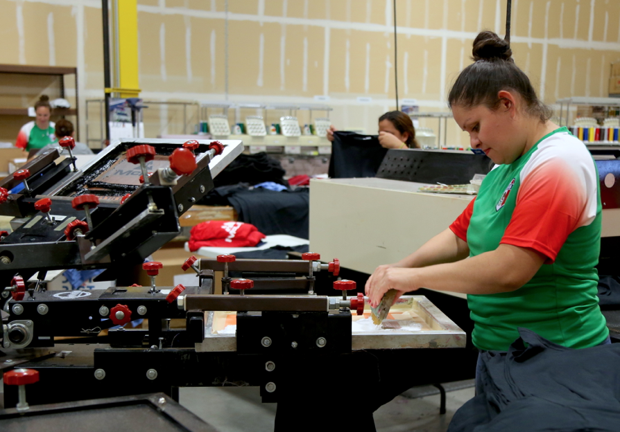 TheJPaulCompany's tweet photo. What makes The J Paul Company different? Our hands-on team executes our services in-house allowing for exceptional quality control with one goal in mind: total client satisfaction. Check out our team in action doing what they are great at! https://t.co/RN2PL4lNRx   #jpaulco https://t.co/sPQMBjKyCF