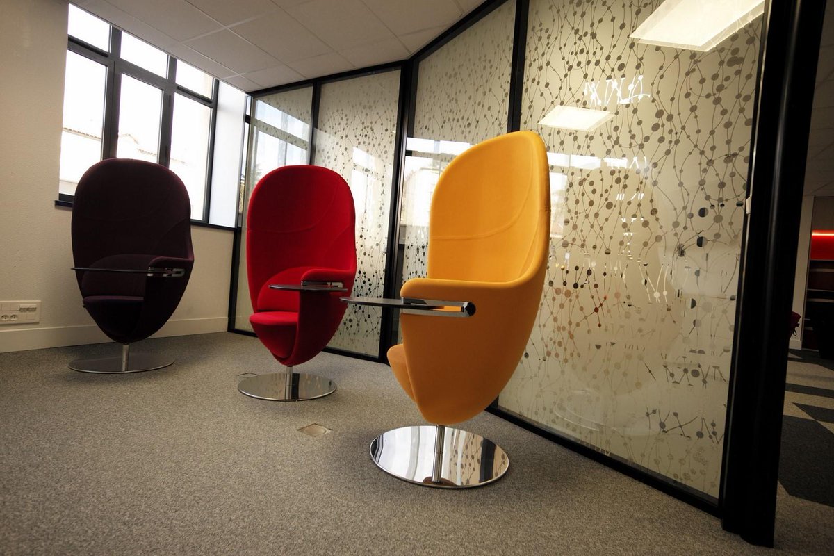 CaissEpargneLDA's tweet photo. Découvrez le nouveau centre de relations clientèle @CaissEpargneLDA. A la pointe de la modernité et composé d'un véritable laboratoire destiné à penser tous les projets #digitaux, nos #clients bénéficieront désormais d’une qualité de service de très haut niveau ! https://t.co/aBU09QgcnT