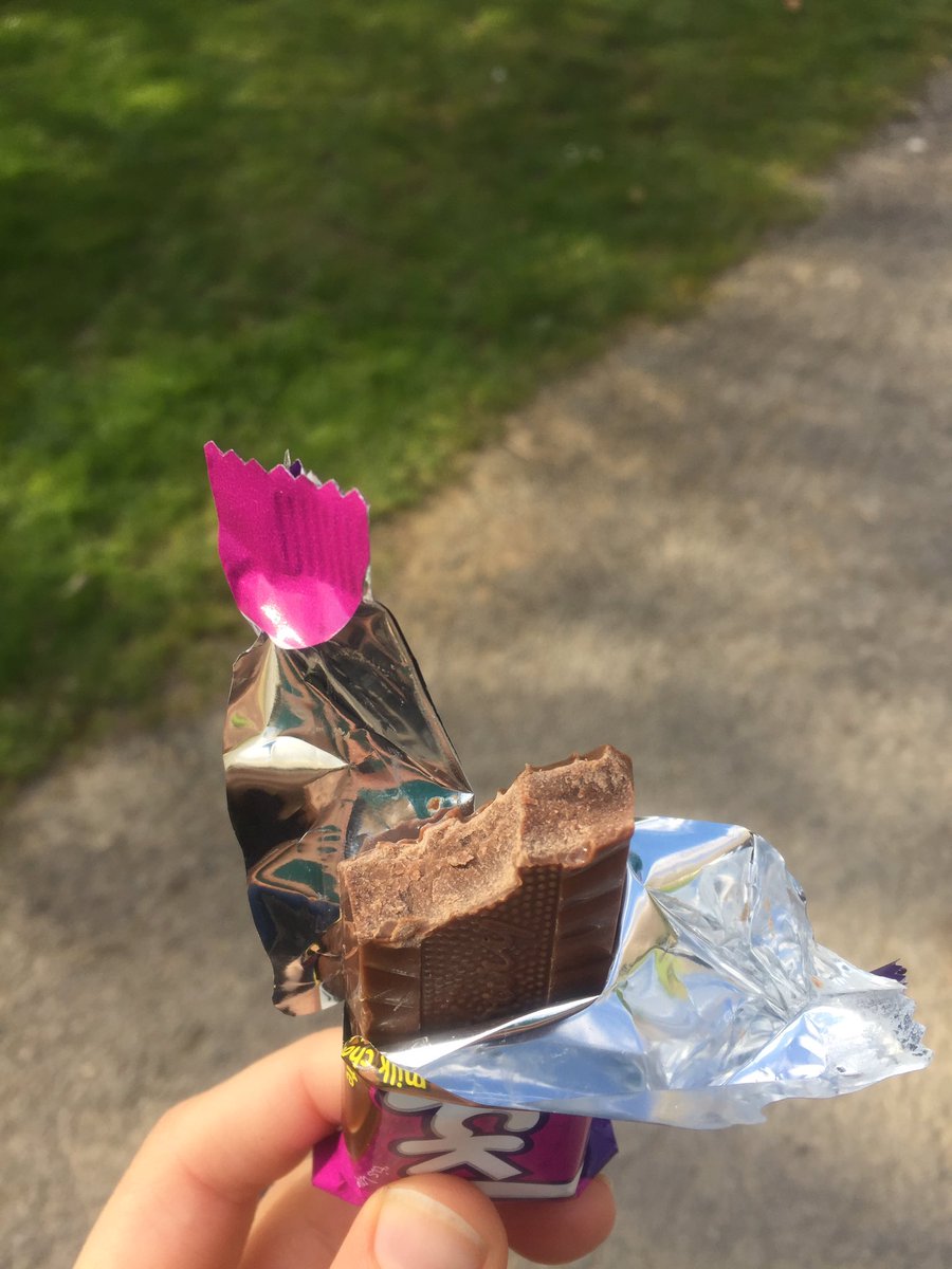 CorrieLatham's tweet photo. @CadburyIreland bought one of my favourite treats today a purple snack bar but there was no biscuit?! Disappointing https://t.co/lQmaibVhXY