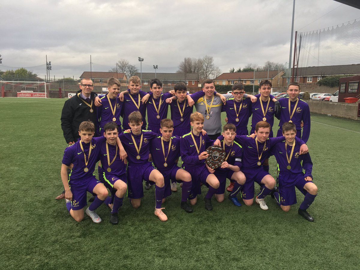 WHS_SSOS's tweet photo. Huge congratulations to our U15 team who are worthy winners of the @FVSFA Stenhousemuir shield. ⚽️ A great come back from @GrangemouthHS but our boys held on for a 4-3 win. #proud #welldeserved https://t.co/ekzn5aPQek