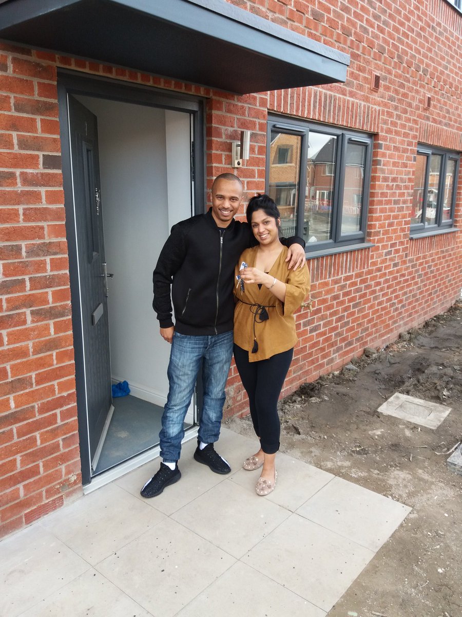 Congratulations to Remelle and Huma - the latest Shared Ownership buyers to get their keys on our #ArkwrightPlace development in #Gorton. More buyers to get their keys later this week. <a href="/PlumlifeHomes/">Plumlife Homes</a> <a href="/SharedOwnership/">Shared Ownership</a>