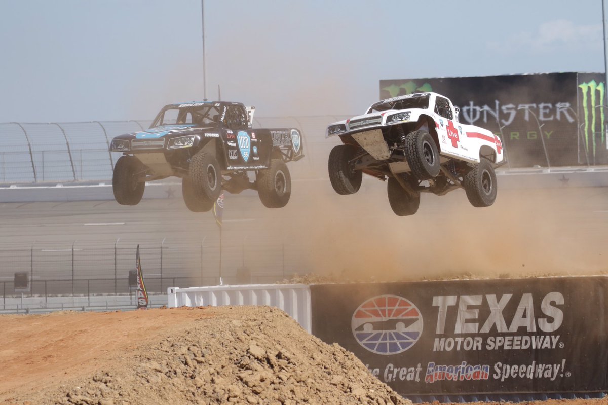 SSuperTrucks's tweet photo. Racing at the @TXMotorSpeedway this weekend, before and after the @NASCAR race. We'll also have a practice and qualifying session after the XFINITY race.

Tickets -> https://t.co/EqqmlivYw9 https://t.co/xv343LJ9Vv