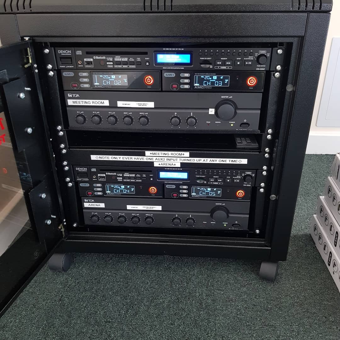 TSSL_HDCCTV's tweet photo. Finishing off a nice installation at the new Cavalier Centre! Using #bosch Music horns and ceiling speakers powered by #Toa amps #denon CD MP3 BT player all enclosed in @orionrackcabinets  . In addition a 3M #Saphire electric screen with 1080 #Benq . https://t.co/acE4dU360X