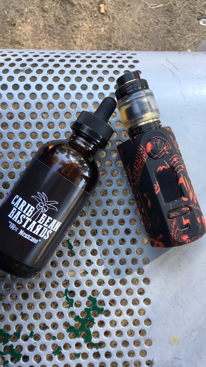 C_Bastards's tweet photo. Bastards flavours everywhere! 🌴☠️ 
#VapeLikeBastards
#DeadlyDestinations
#Vapeamx 
#VapeFam https://t.co/UXzdALkYjs
