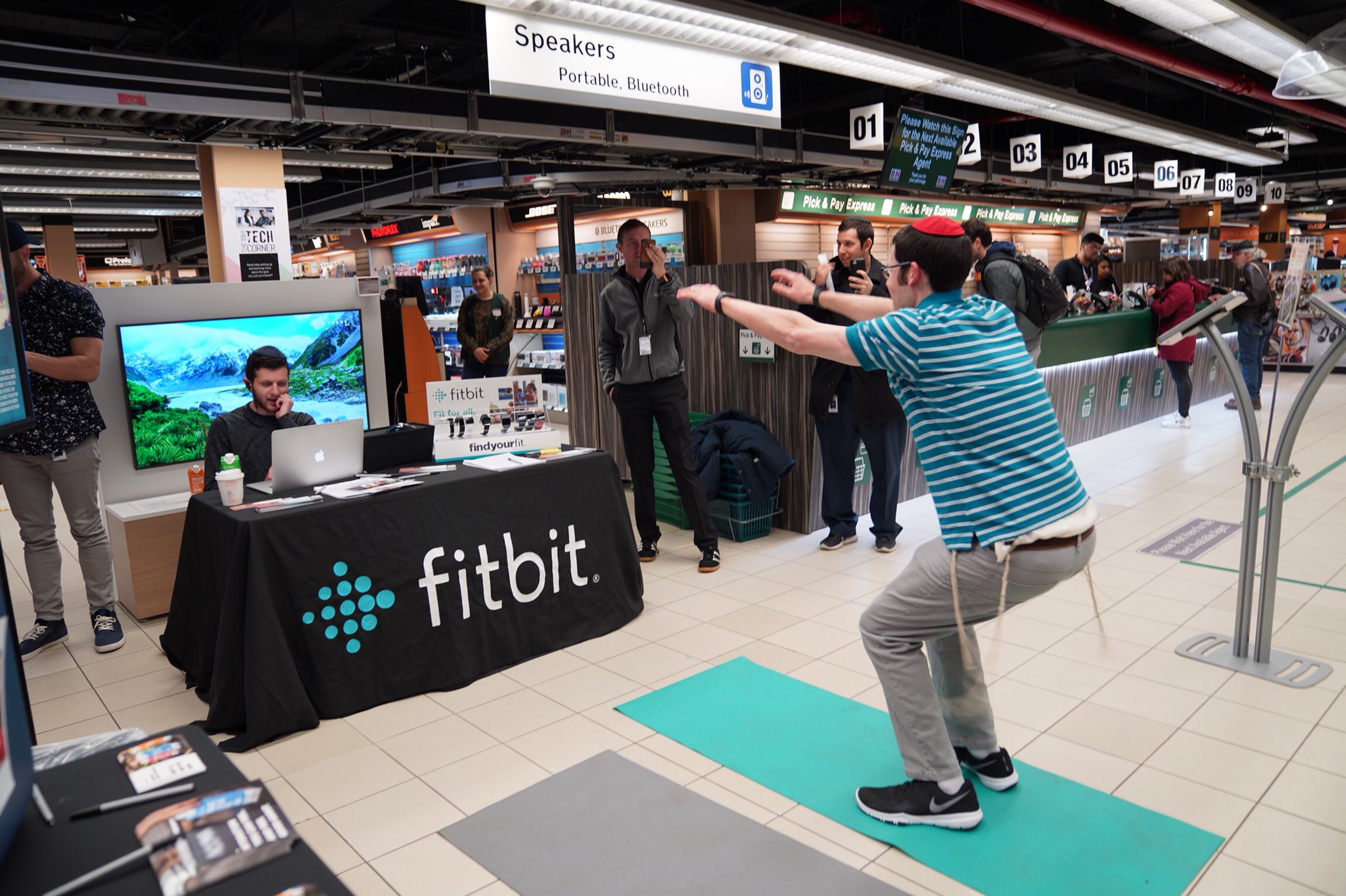 superstore fitbit