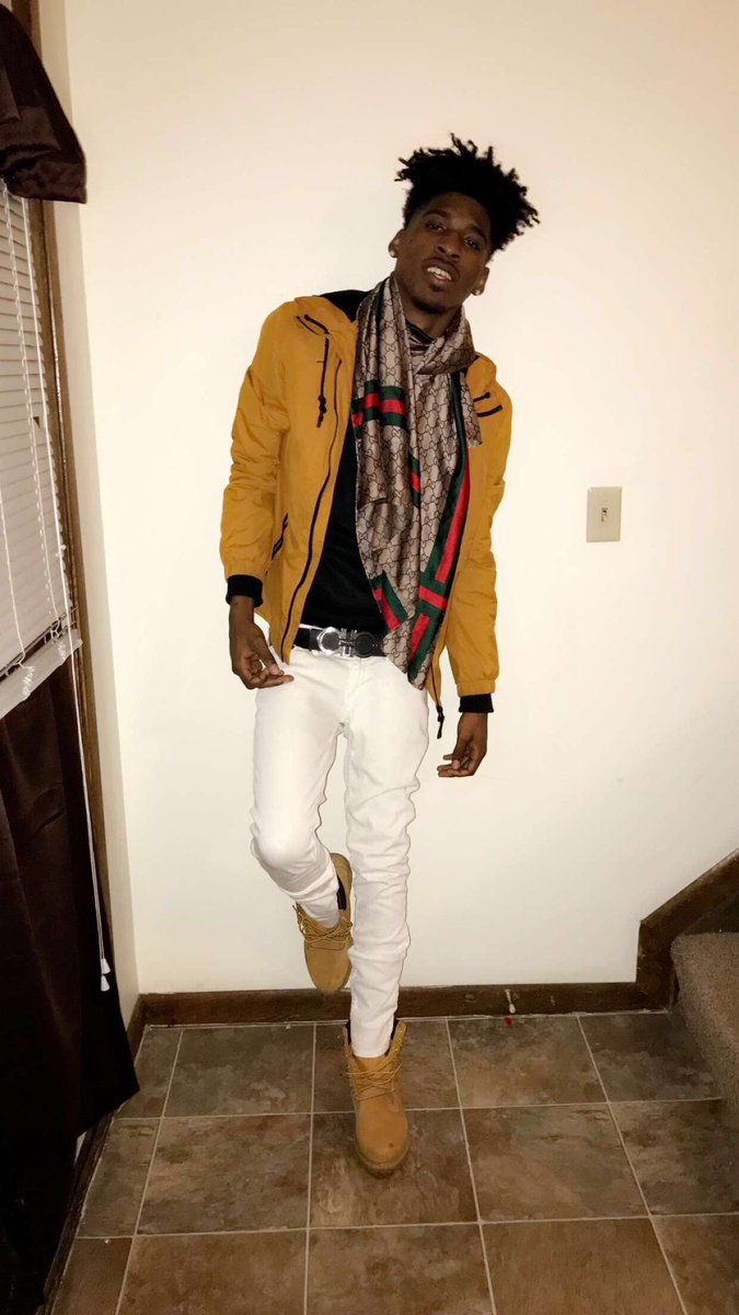 Kaybeevisuals's tweet photo. I was Left in the Cold 🥶 https://t.co/sE9UQrDd6w