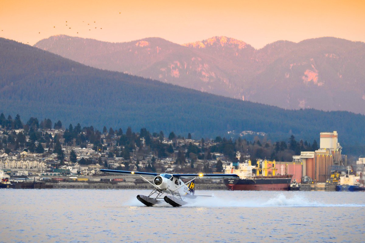 HarbourAirLtd's tweet photo. We're thrilled to announce our innovative plans to become the world's first all-electric commercial airline! Initiatives like this keep Canada a leader in aerospace and create planet-friendly transportation solutions for the future. Read more at https://t.co/eyNI0rXxd6 @MagniX https://t.co/FGvZo2idHc