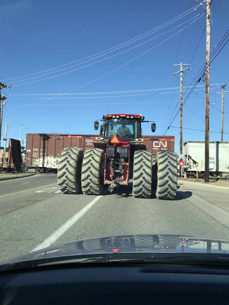 kennethjcollins's tweet photo. Local traffic report https://t.co/VdleqIxySh