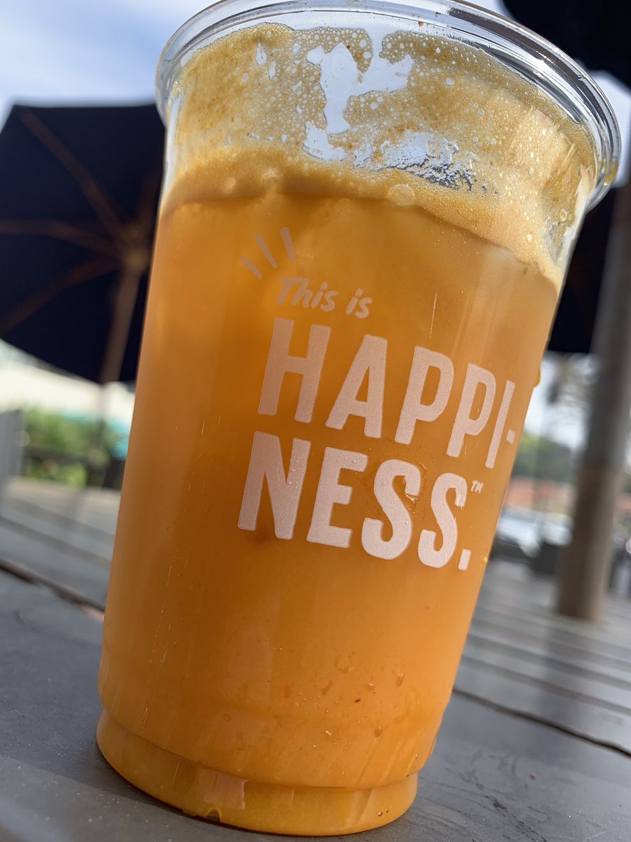 SayAHHNUHHright's tweet image. Tumeric shot for a boost on the 4 miles run home. 🥰 @NekterJuiceBar #thisishappiness #tumeric #overice #myfeetwillhatemelater #pitstopbreak #sanclemente