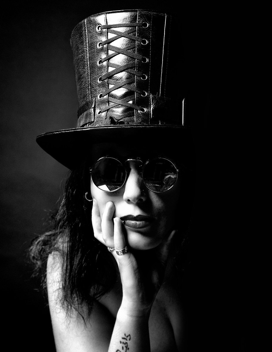 SmashingPhotog1's tweet photo. Steampunk shoot. Images taken by Smash member @Tikimax2013 https://t.co/c1u3oTRz2Y