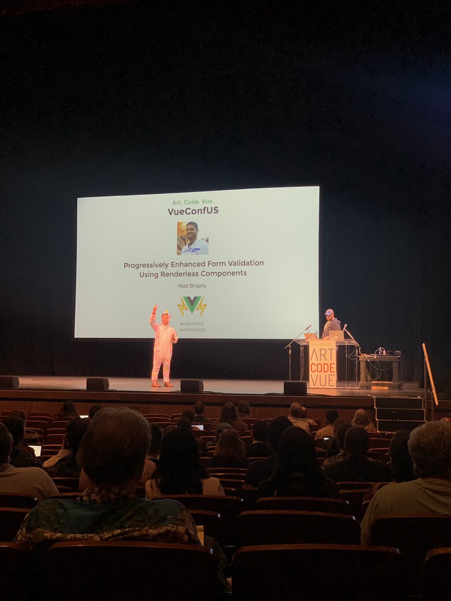 c0depanda's tweet image. #VueConfUS #ArtCodeVue