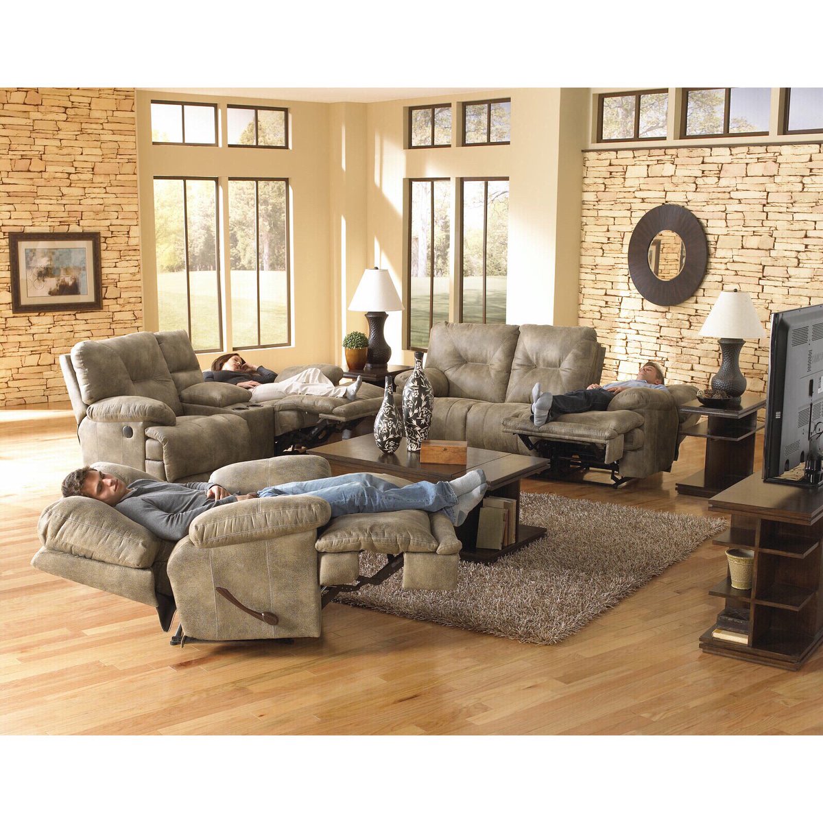 SchogerMichelle's tweet photo. I'm spinning to win what I want and more on @winitofficial and winning points along the way! #instantwingame https://t.co/Et2lUXmfsh https://t.co/6BYFjuFRYA