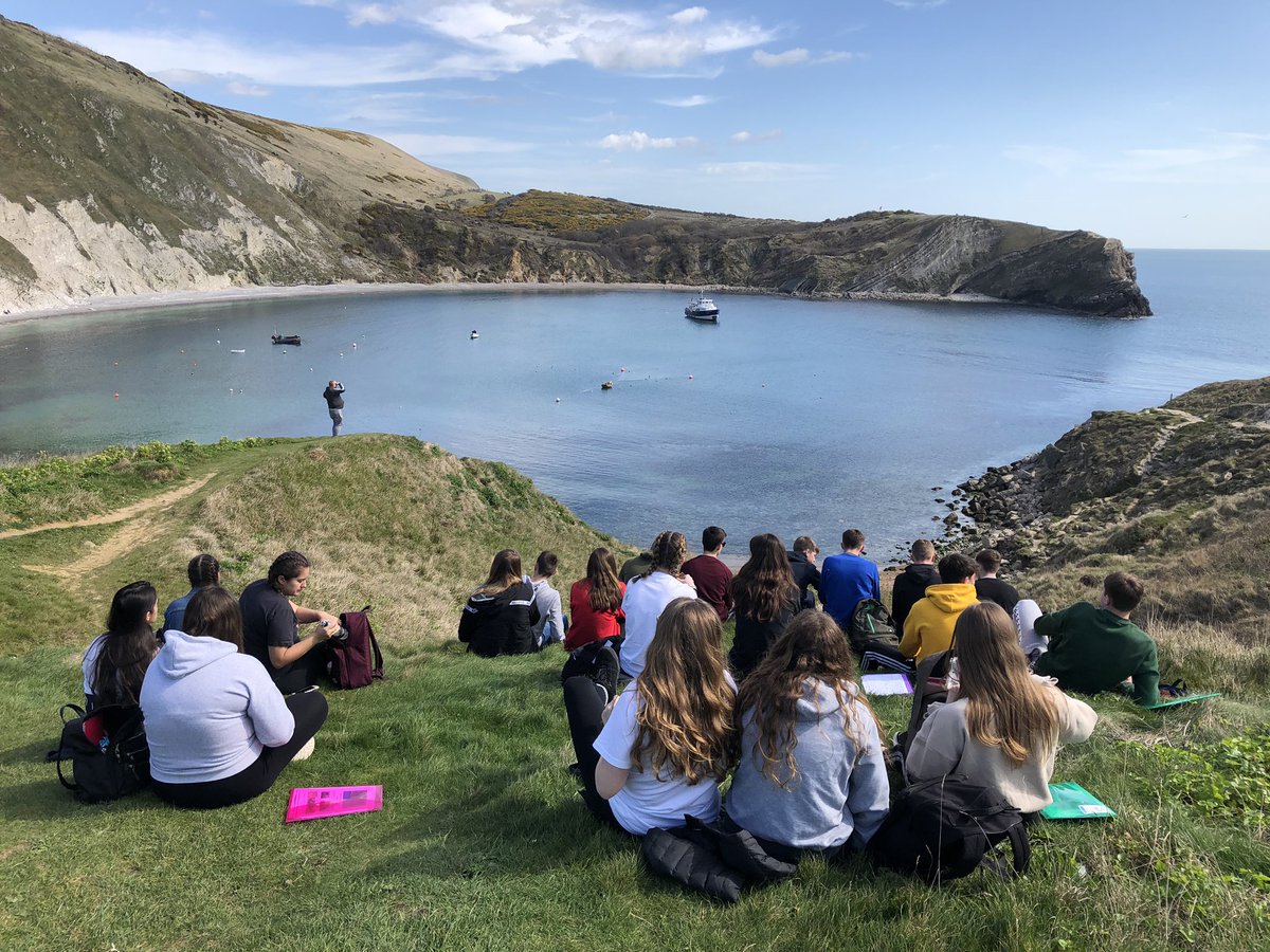 PortsCollGeog's tweet image. #winningatfieldtrips great day today with @portscollgeography A1 students #fieldworkisfun @visitdorsetofficial #jurassiccoast #lulworthcove #lulworth #durdledoor #durdledoorbeach #kimmeridge #kimmeridgebay #blueskyday #sunburnt #alevelgeography #edexcelgeography #GeographyTeacher