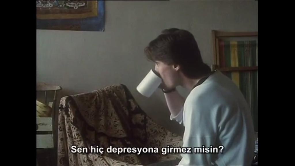 frekansserbest's tweet photo. Riff Raff (1991, Ken Loach) https://t.co/qnSbajOC1S