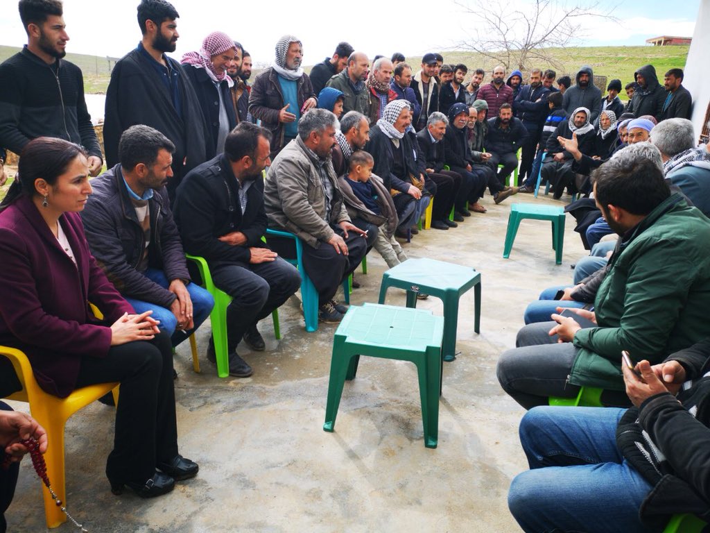 AyseSurucuUrfa's tweet photo. Dünyanın en kadim şehri,  medeniyetin doğduğu yerde yaşanılabilir bir yaşam için el ele HDP’yi sahiplenmeye!  #HdpUrfaKazanıyor https://t.co/8kNNLNZTh0