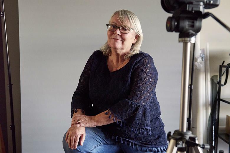 FFilmLeaders's tweet photo. Tomorrow evening we're delighted to welcome Maggie Monteith, producer, financier and CEO of Dignity Film Finance, whose feature film successes include Swimming with Men, Out of Blue and Pin Cushion. We look forward to seeing you! #FFL16 #WomenInFilm https://t.co/R3Jh7I90rw