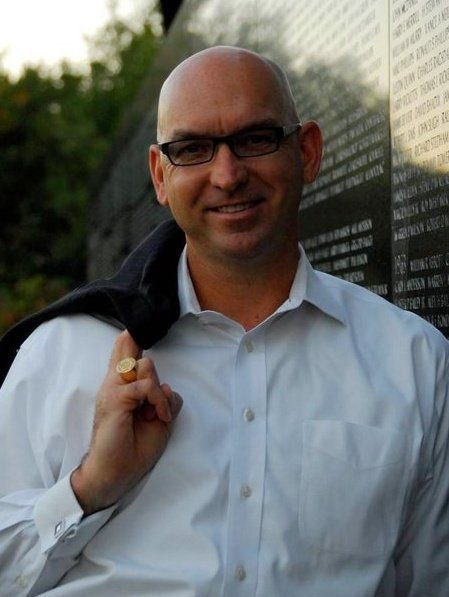 500SPKRS's tweet image. VIDEO: #SpeakerOfTheDay @OnTargetLeading Lt Colonel Bruce Bright (Ret) uses his experience to unlock #leadership potential &amp;amp; equip leaders with the power to #inspire those around them #communication #Motivation #KeynoteSpeaker 500speakers.com/pitch/bruce-br…