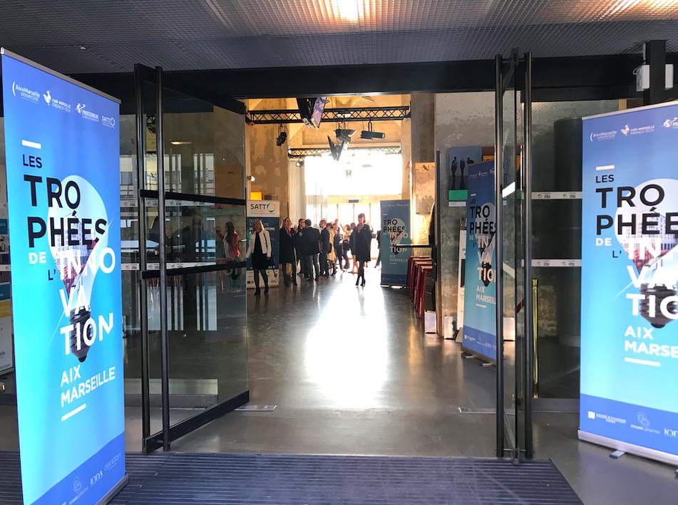 FrenchTechAM's tweet photo. TROPHEES DE L'INNOVATION 🏆💥 C'est le jour J ! Le public arrive au @CepacSilo et la team #AMFT est prête pour cette cérémonie 100% dédiée aux acteurs qui font l'#innovation d'Aix-Marseille 🚀 https://t.co/k2XerS5BuQ