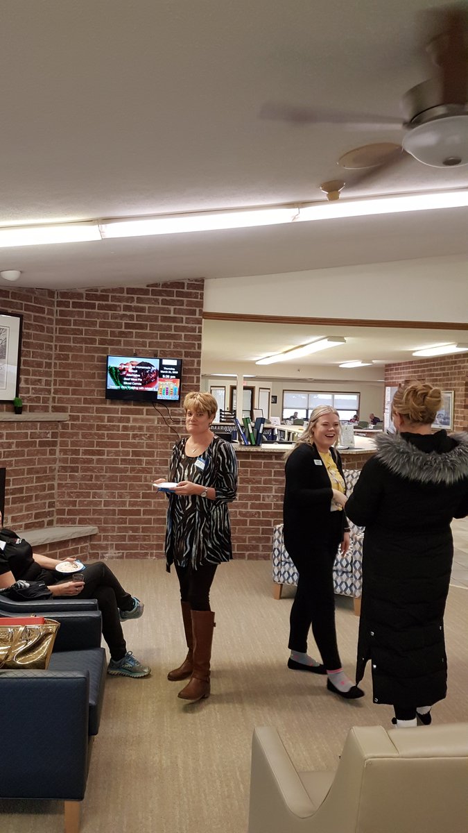 WallaceburgRet's tweet photo. Business After hours was a success. https://t.co/DhMAVaKxe6