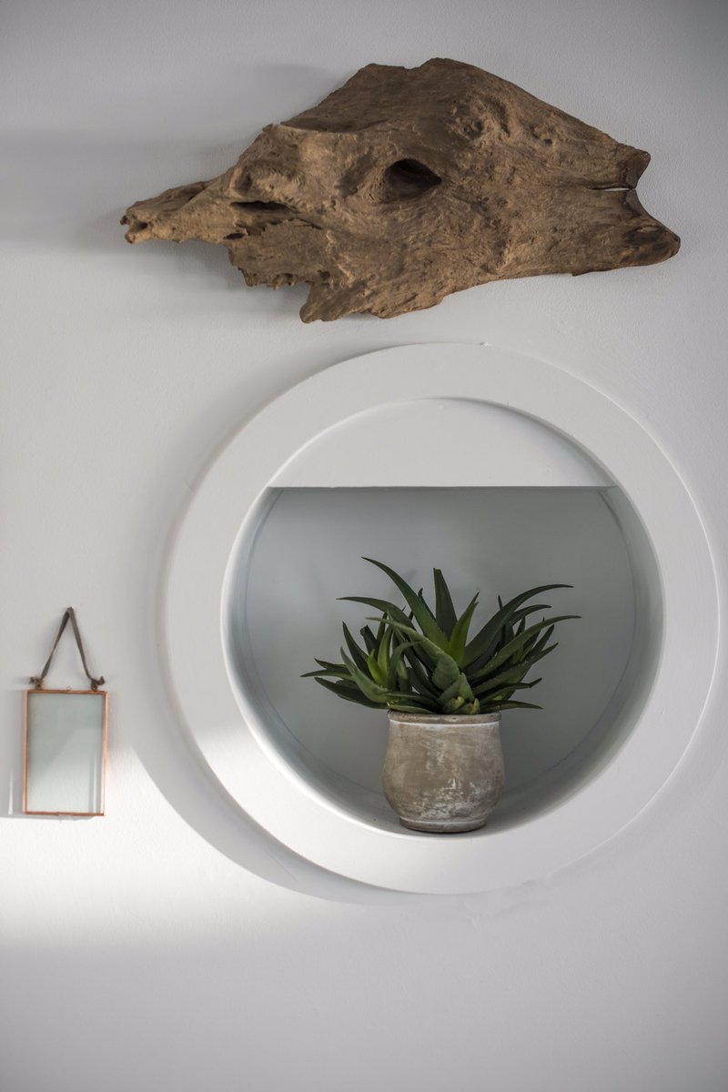 PembrookDesign's tweet image. Brighton Beach Club - the old Milkmaid Pavilion in Kings Rd - exciting renovation that we did for #CityPubs. Both bars were completely converted &amp;amp; a raised seating area installed for a great sea view dining experience
#renovation #brightonbeach #brightonbeachclub #interiordesign