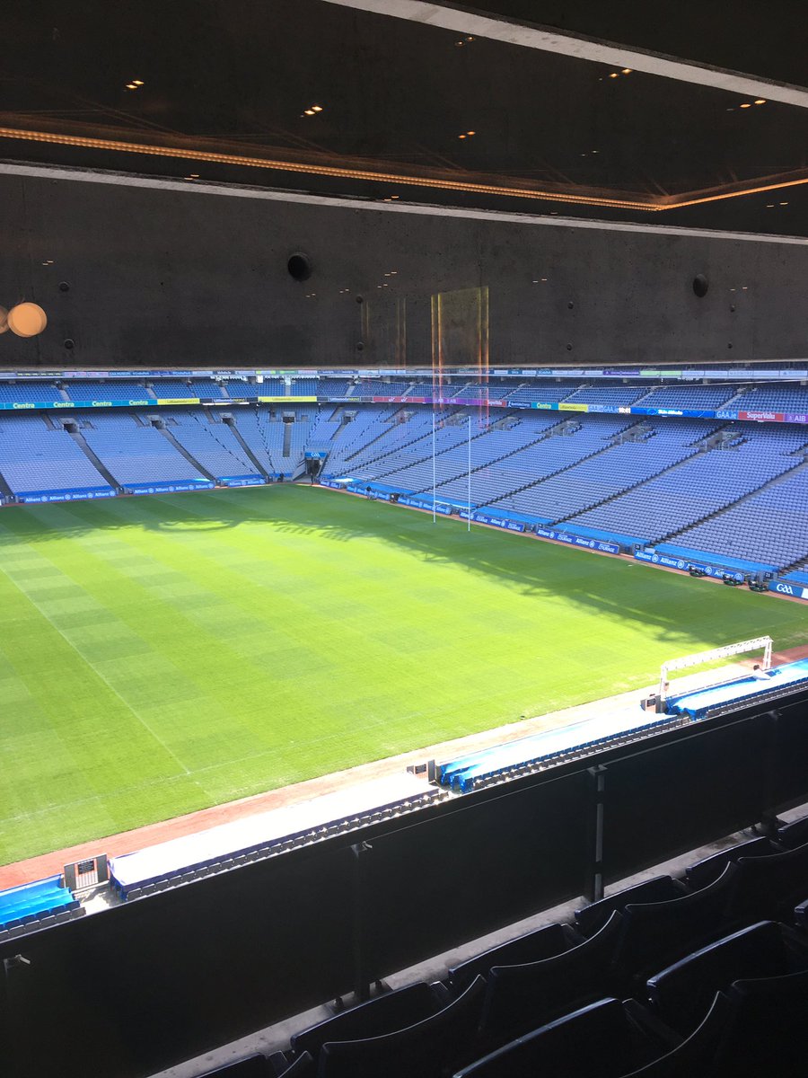 cmyler's tweet image. Great day 1 @CrokeParkEvents for @DoyleCollection Sales Meeting. Next stop client evening with Yoga @SeedlipDrinks @WestburyDublin 😉👌#allgo