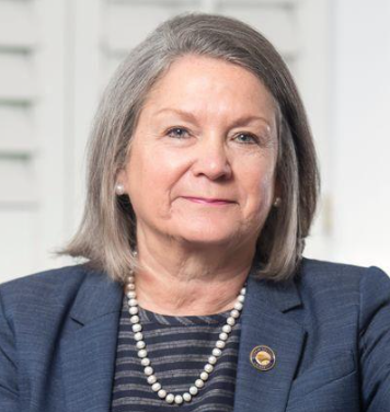 TheGeorgeAnne's tweet photo. Interim President Shelley Nickel sent out a farewell address to the Georgia Southern community Tuesday. Nickel's tenure comes to an end as new president Kyle Marerro will take over on April 1.

Read the full address here: https://t.co/XSwWtER0wa https://t.co/e6YXrkf7ew