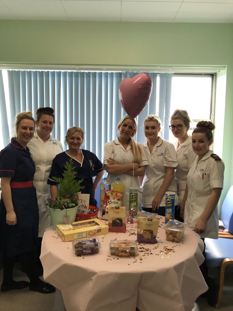 We wish our fantastic deputy Deb Clarke all the luck in the world as she starts her new journey on EDRU as Sister. We will all miss you loads. Good luck 💖 #ward33 #wuth