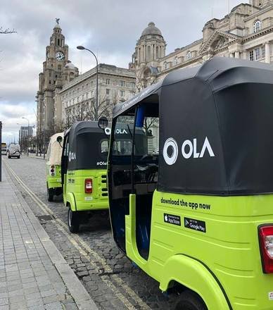 Austynzogs's tweet photo. @Gidi_Traffic The taxi-app Ola #OlaLiverpool recently launched a fleet of Bajaj and Piaggio autorickshaws in Liverpool. Ola UK offered rides to passengers across the city free of charge on the first day of its operation #GidiIsComing https://t.co/sGies2qflw