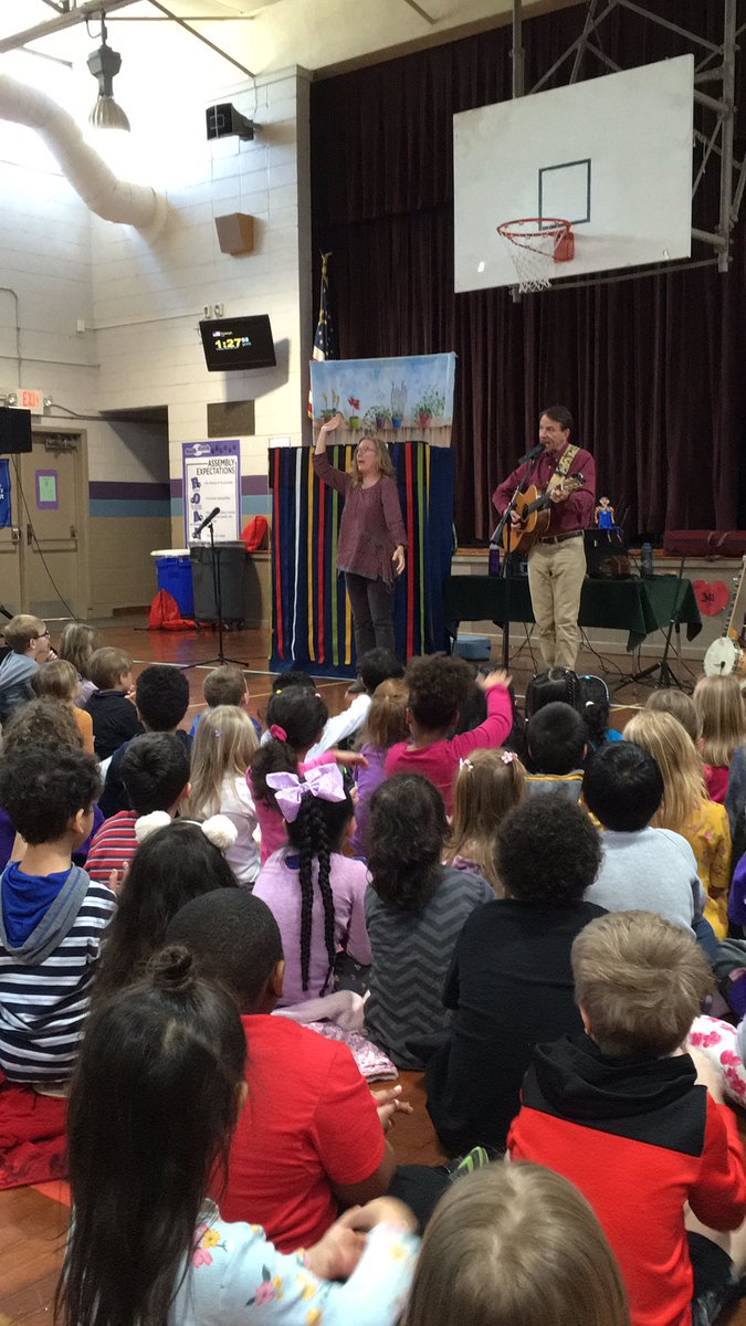 hphillips108's tweet photo. Fun performance at @SCESROARS ! https://t.co/J2nLwM2mTh