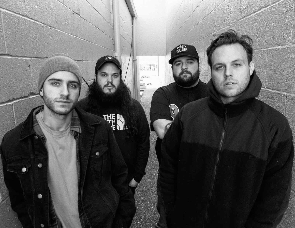 watch Trade Wind’s video for their atmospheric new song “I Can’t Believe You’re Gone” brooklynvegan.com/watch-trade-wi…