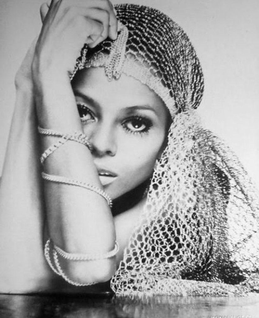 Happy 75th birthday to a living legend, Diana Ross. 