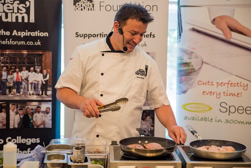 thechefsforum's tweet photo. Bristol chefs enjoyed a forage @BerwickLodge with @Basha1972 and Head Chef @IstvanUlmann #readmore: https://t.co/jaG9sCdHGu - the students @CoBCollege did a great job helping prepare canapes #photocredit @james_a_photo #headlinesponsors @MonMotorsAudi https://t.co/lllTK7k0ze