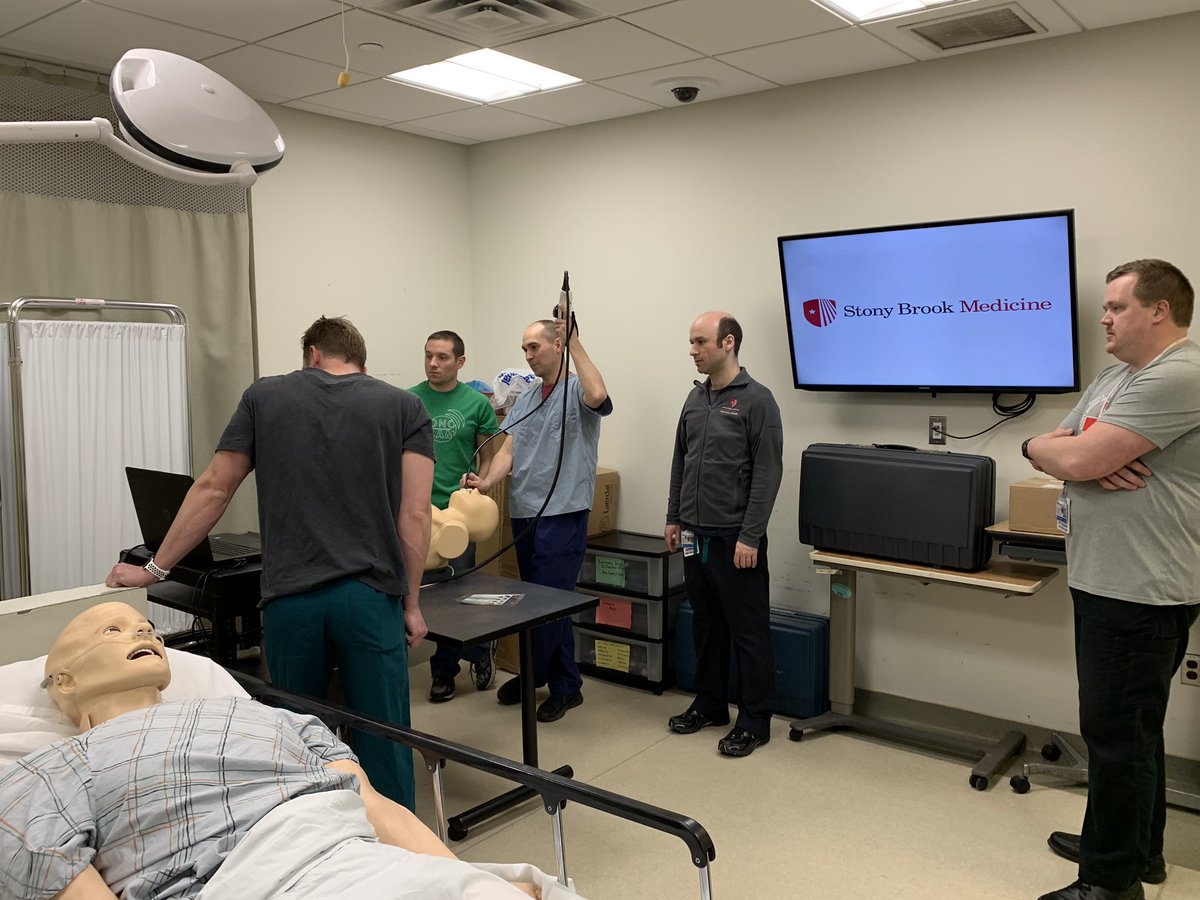 StonyBrookSono's tweet photo. TEE Training Tuesday with @DJSonoSlam #sonowolf https://t.co/zqSeGDwB6d