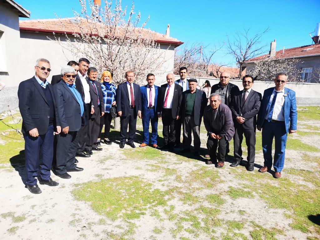 RefikSerttas's tweet photo. Konya millet vekilimiz sayın apdüllatif şener beyle ismil mahallesi seçim çalışması https://t.co/kjMXdnjjgX