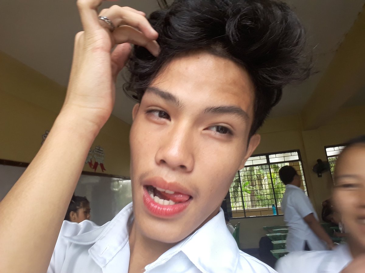 lesterpuge's tweet photo. Me: kapag nakakarinig ng isang dalagang pilipina yeaaaah!🤘 https://t.co/tI6iZeE3OC