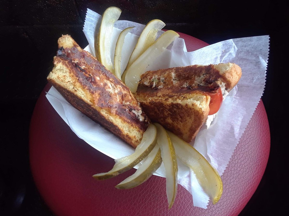 TheAtomicDawg's tweet photo. The #AtomicDawgWeeklySpecial is The Atomic Tuna Melt! Homemade albacore tuna salad topped with Roma tomato, melted Muenster and cheddar cheese. Available for a limited time! https://t.co/yUTYVnl16C