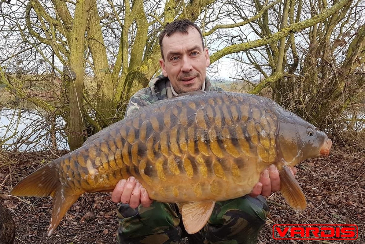 VardisTackle's tweet photo. Team Member Martin Wassell is on a roll catching consistently whenever he hits the bank well done martin great angling
#Teamvardis #fullyscaled #nononsense https://t.co/Mw4Df7sN1d https://t.co/EnwImtNXZo